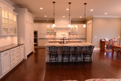 Bright Traditional Kitchen